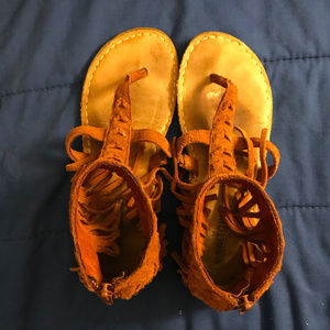 Minnetonka Sandals